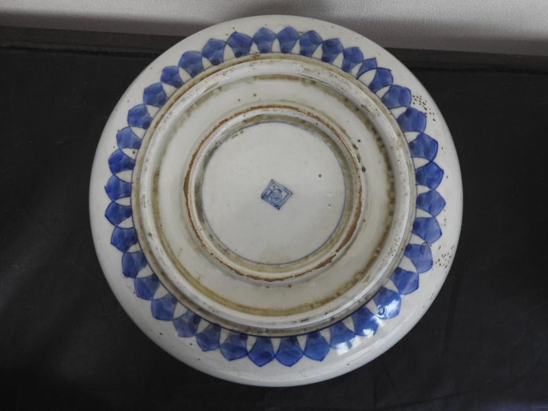 伊万里三ッ鉢　（貝草模様）　保存箱　MA725