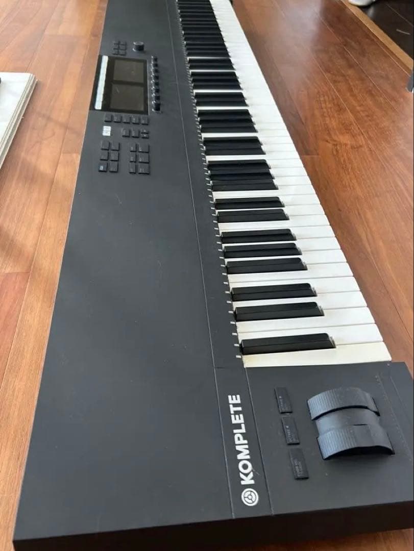 【七味】KOMPLETE KONTROL S88 MK2