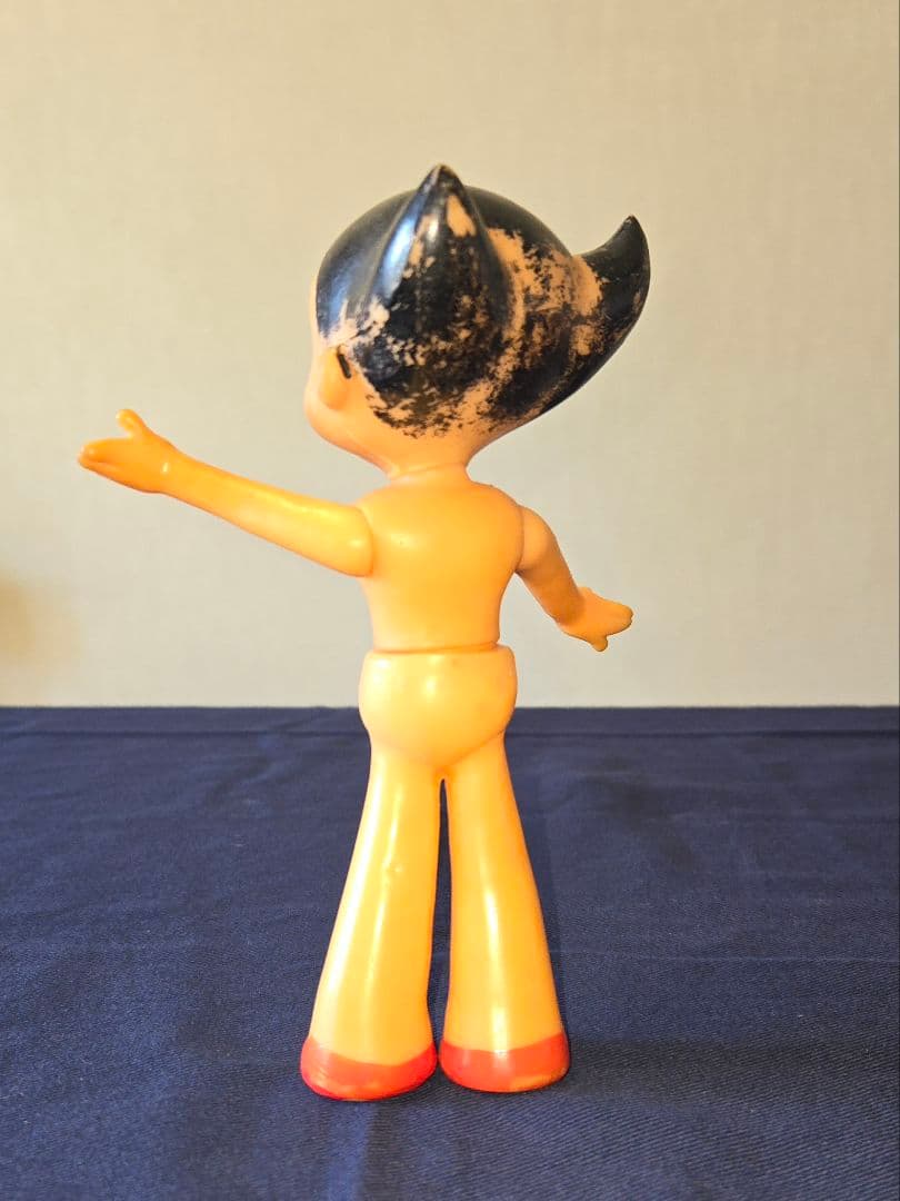 鉄腕アトム　ウランちゃん　ソフビ