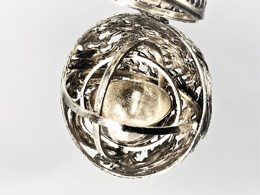 【 本銀彫金薫香球 龍鳳凰透し 】　中華古玩　倣唐代薫香球
