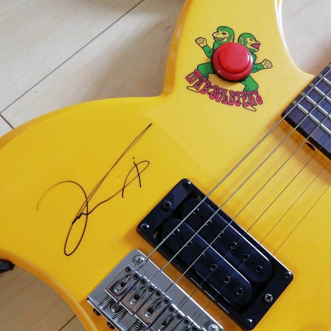 ミニギター　伊藤賢一　フェルナンデス