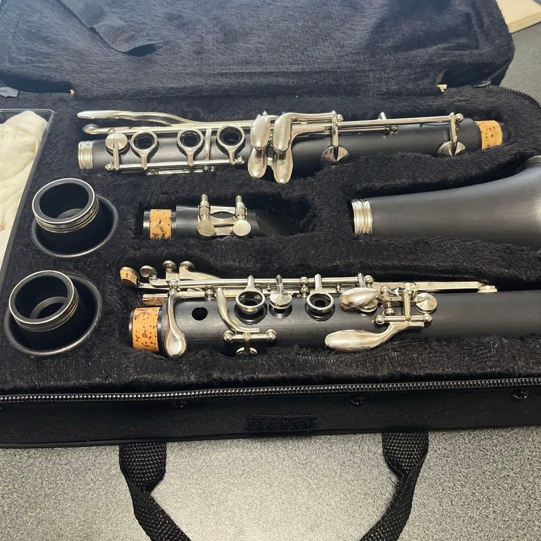 ABS樹脂クラリネット本体 銀メッキキー付き　ケース付き