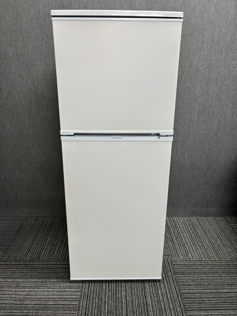 【動作確認済・送料込】アビテラックス　冷蔵庫　AR-131　2023年製