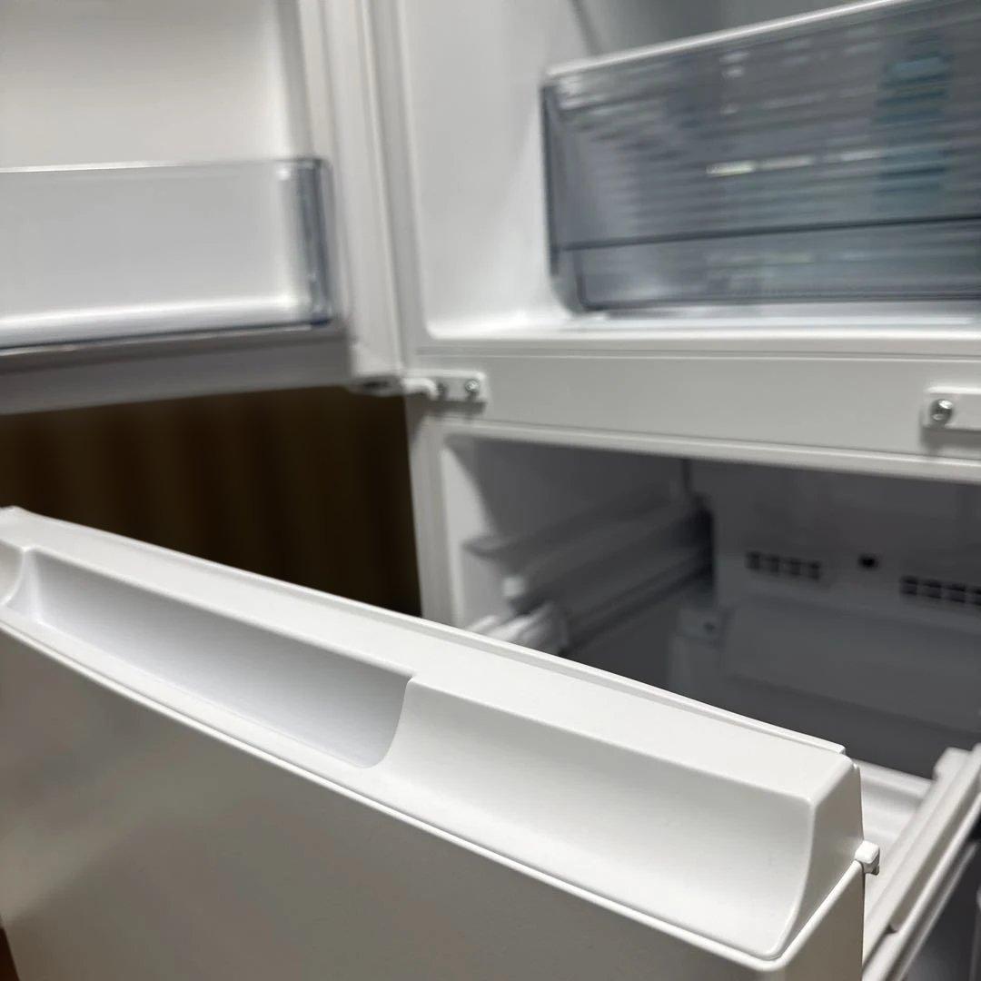 ほぼ未使用 SHARP 2023年製 冷蔵庫 179L つけかえどっちもドア