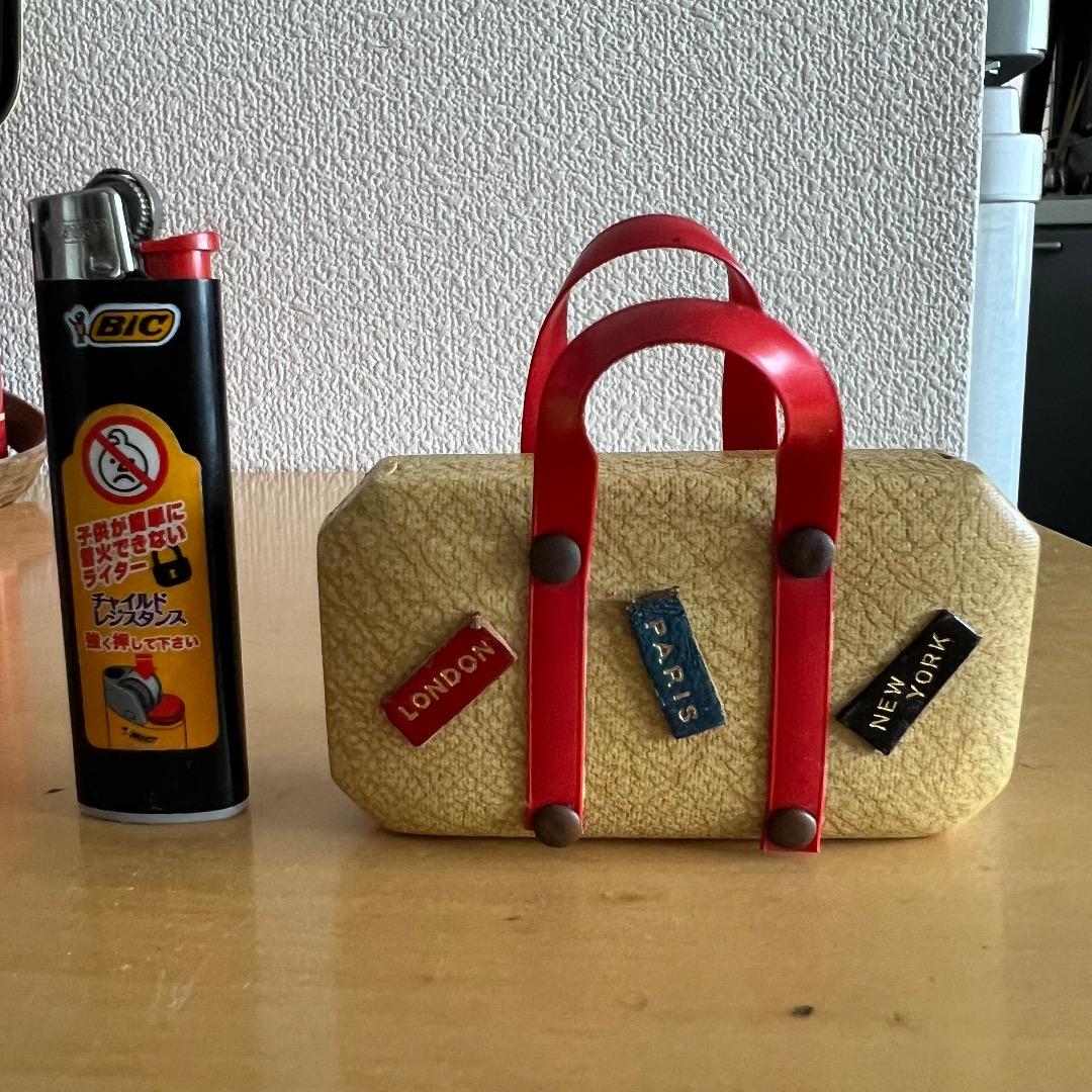 イギリス　ヴィンテージ　スーツケース型ミニネイルセット