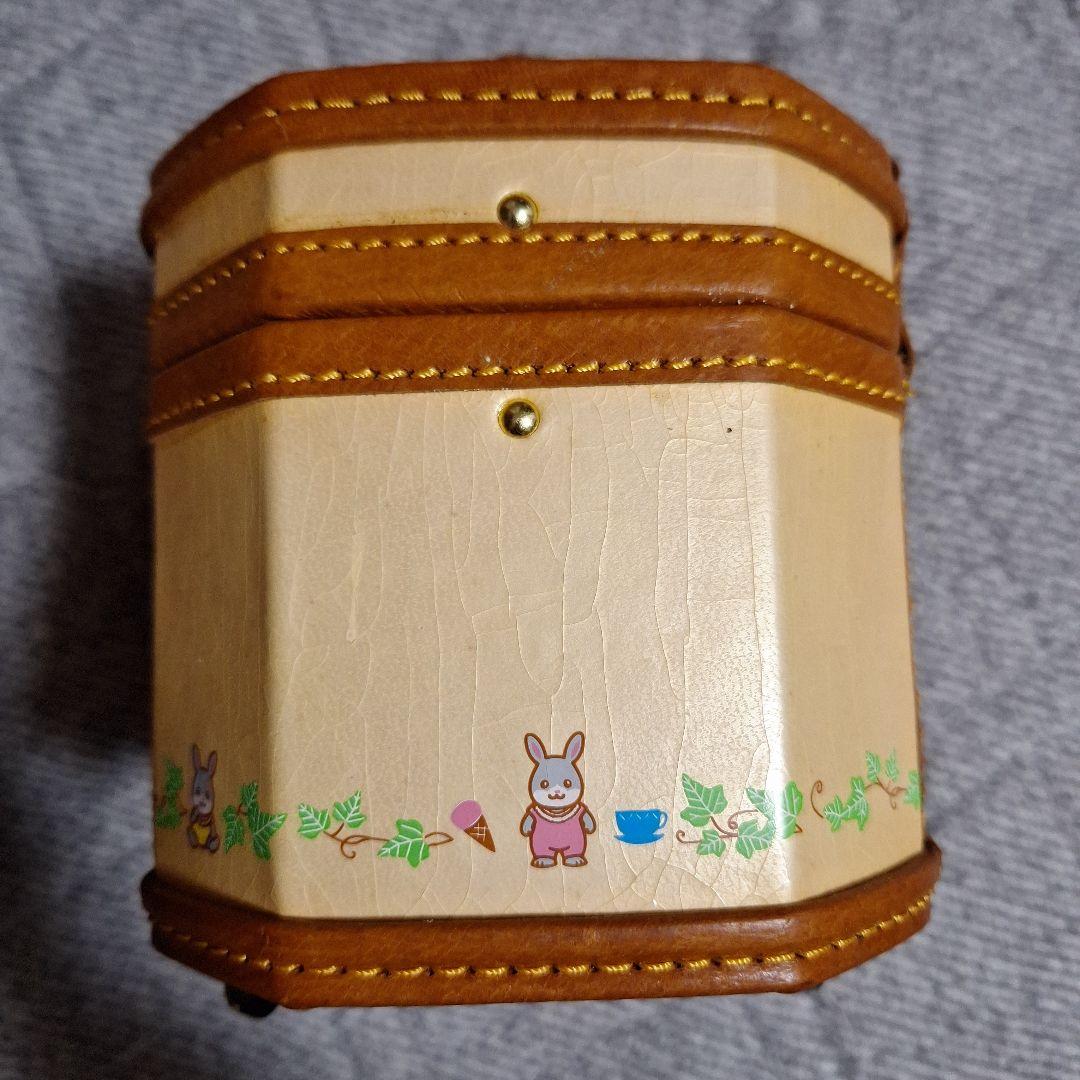 シルバニアファミリー　わたウサギ　バニティポーチ