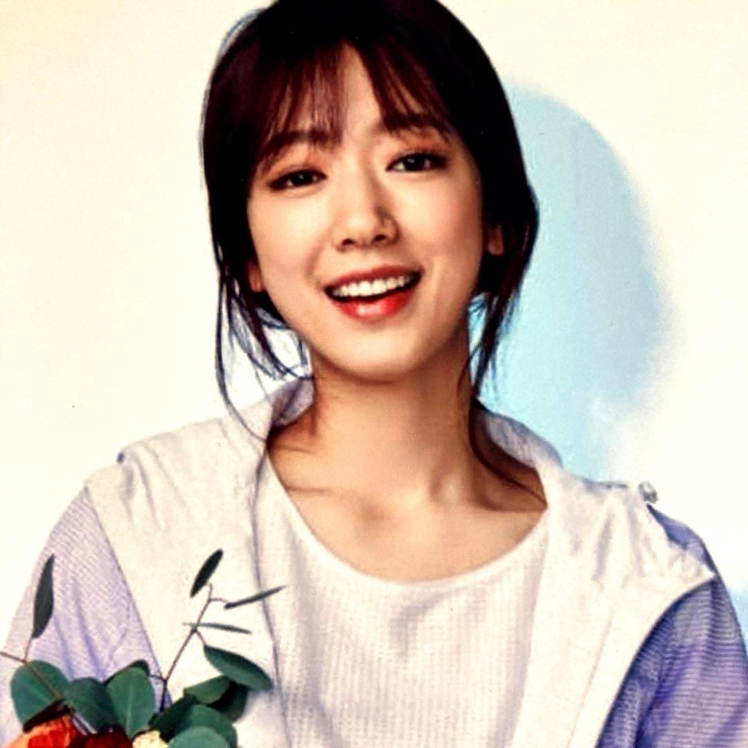 セール中…パク・シネ直筆サイン入り超大型写真…Park Shin-hye