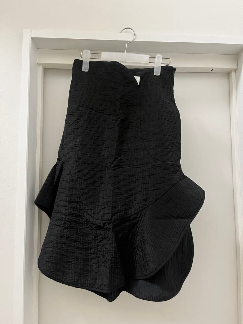 スカート Grain Finish Asymmetric Skirt - black