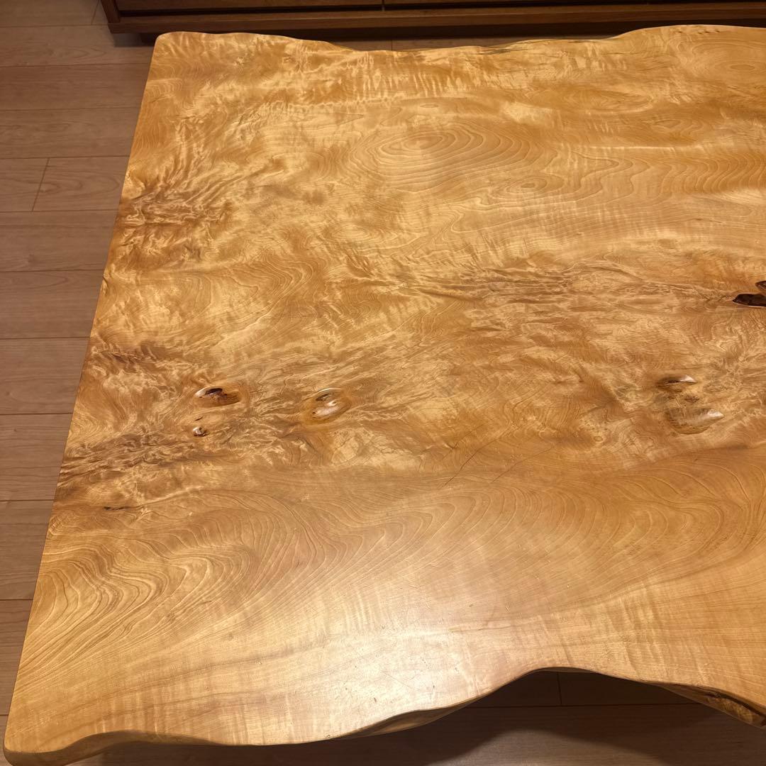 無垢材　一枚板　ダイニングテーブル