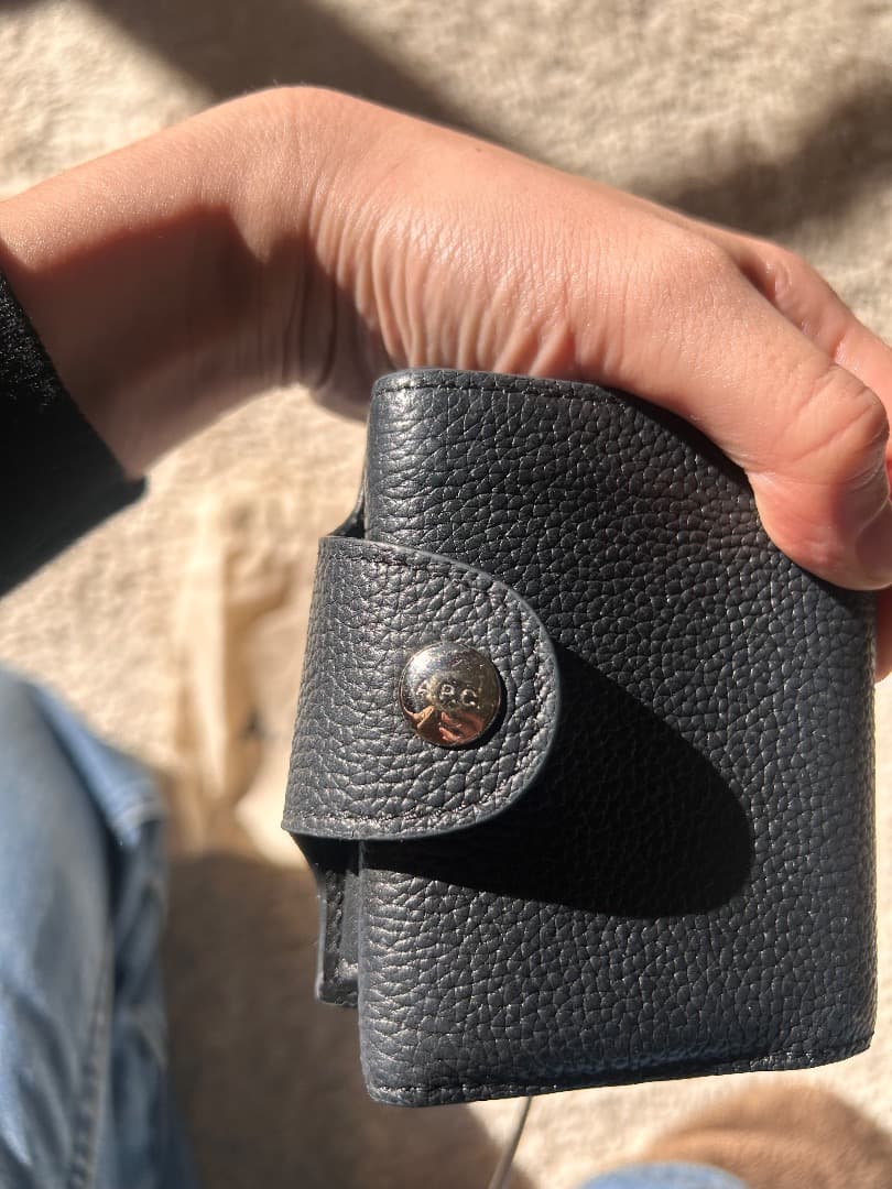 A.P.C.　アーペーセー　財布