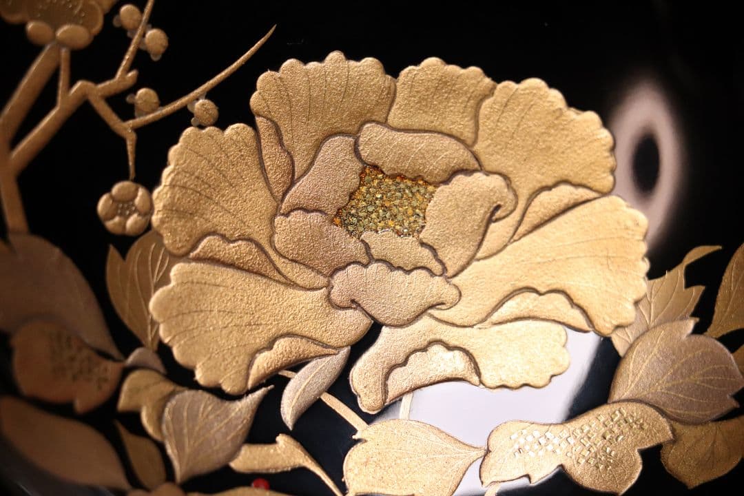 時代木製漆器 加賀蒔絵 牡丹 梅 草花 高蒔絵 黒塗椀 二客 漆芸 CL55