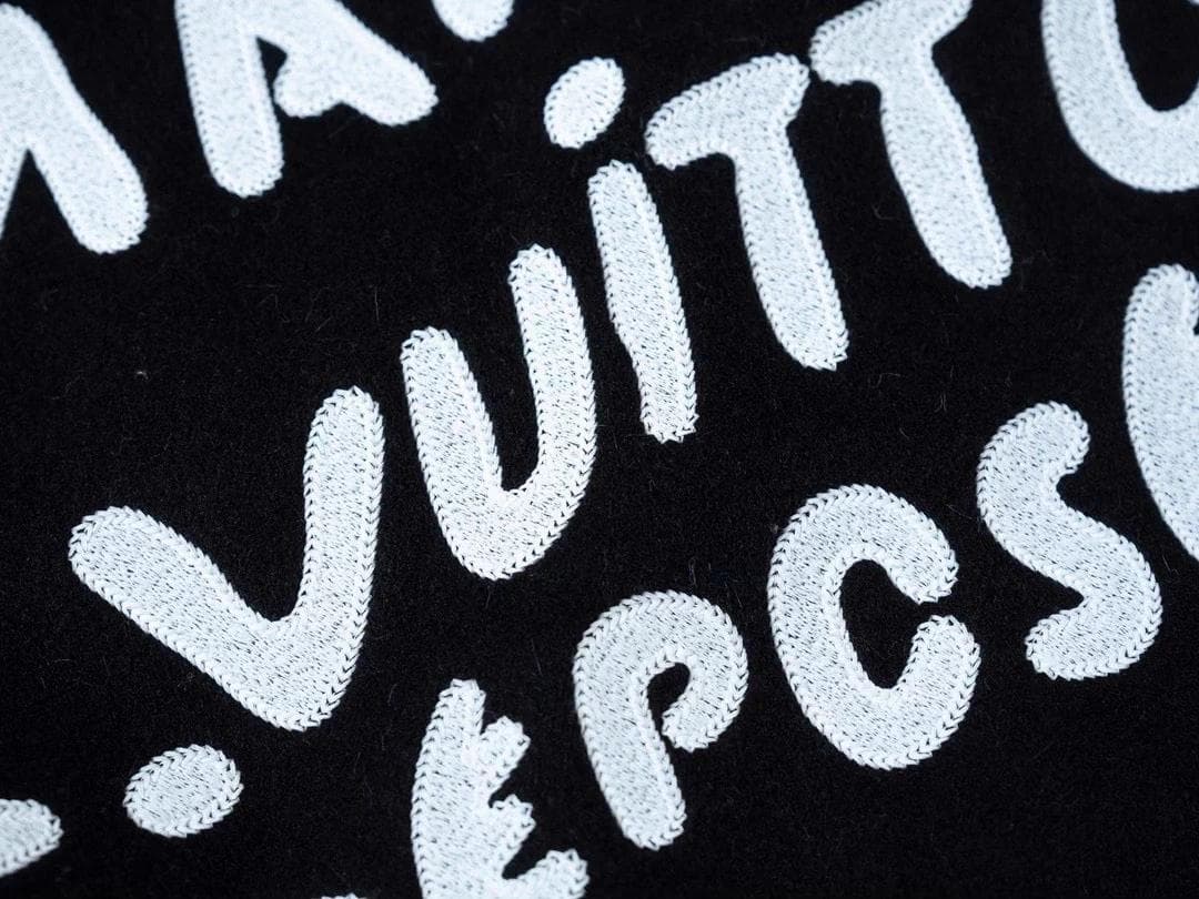 Louis Vuitton スタジャン ブラック/ホワイト