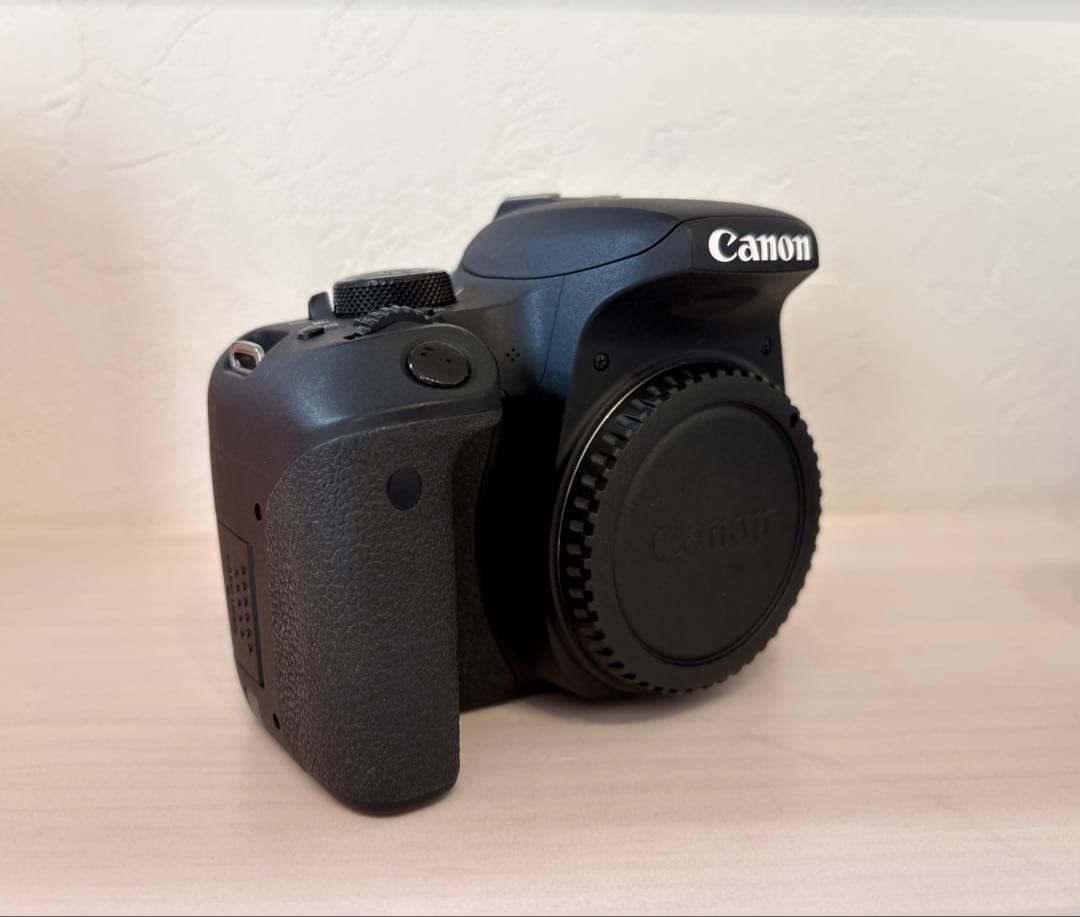 Canon EOS Kiss X9i ダブルレンズズームキット ケーブルおまけ