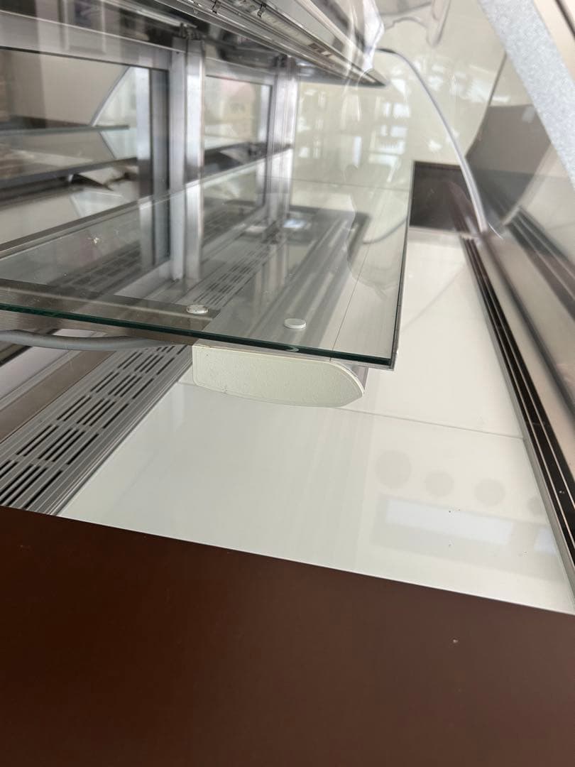 パティスリー　ケーキ屋　冷蔵ショーケース ガラス製　ダイヤ社　焼き菓子　ギフト