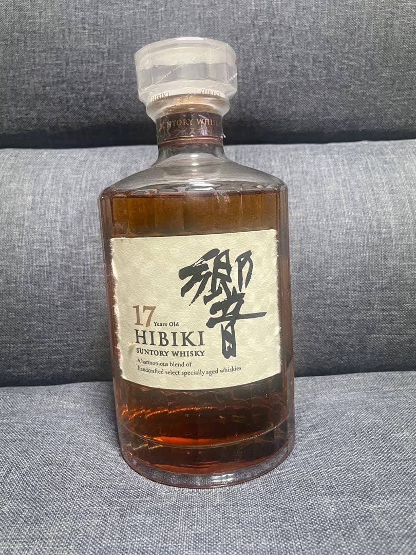 響17年　Hibiki 17 Year Old Japanese Whisky