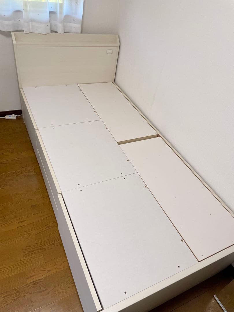 【引取り限定】ニトリ　シングルベッドフレーム(ジオ チェスト40J WW)