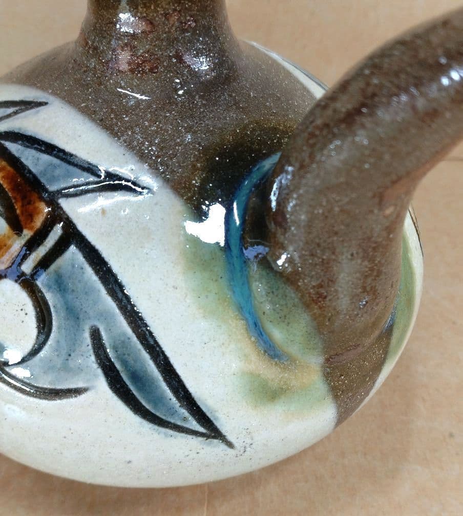 大傑作【本物保証】金城次郎 壷屋焼 カラカラ(魚2匹) 共箱 人間国宝 美品 栞