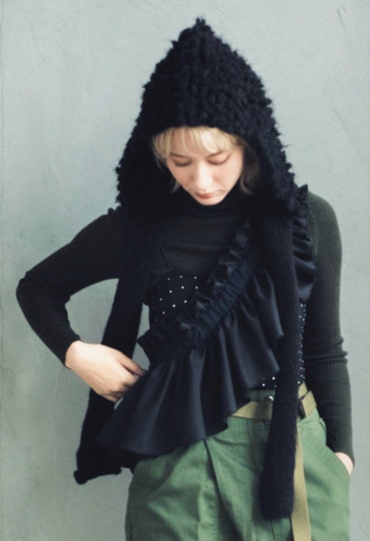 ORIENT MILLINERY PIGMO KNIT HOODIE 黒