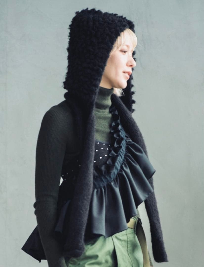 ORIENT MILLINERY PIGMO KNIT HOODIE 黒