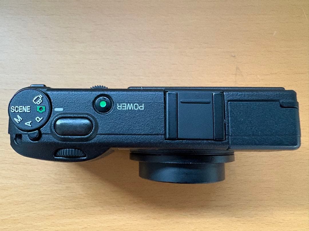 RICOH GR DIGITAL コンパクトデジタルカメラ　ジャンク