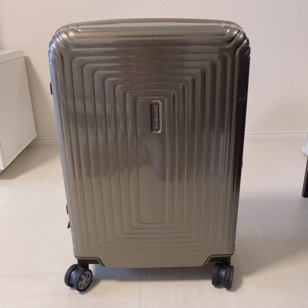 Samsonite Neopulse Spinner 55㎝ スーツケース
