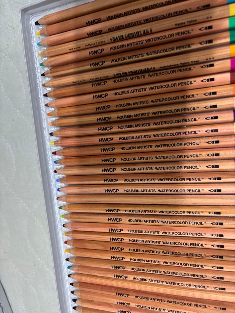 土日セール中‼︎ Holbein HWCP 水彩色鉛筆 50色セット