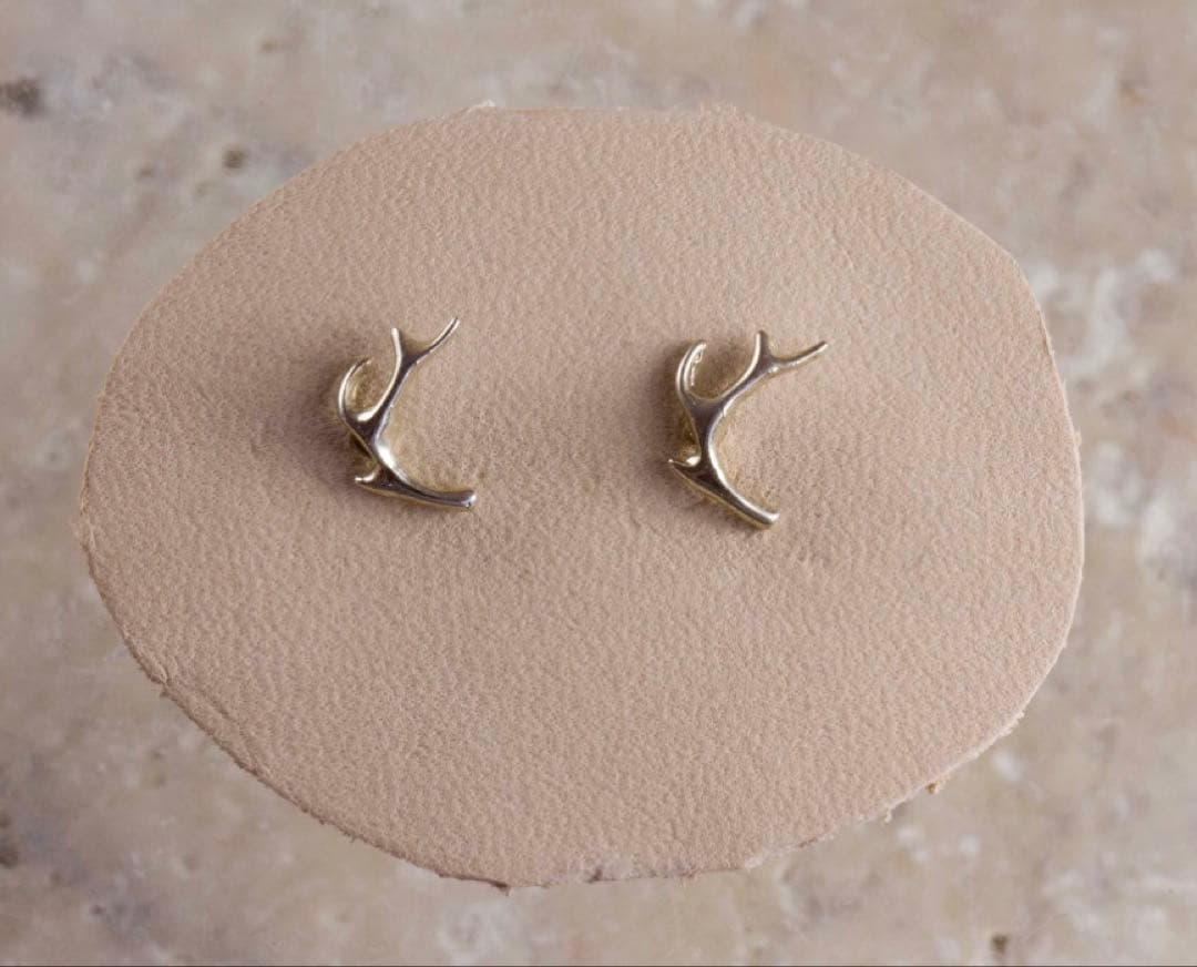 【完売中】Pluie アントラー ピアス　925