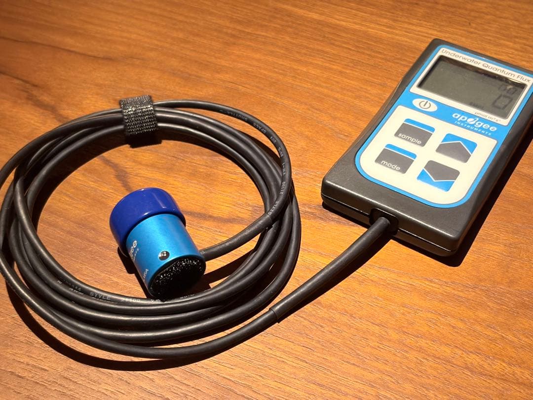apogee MQ-510 フルスペクトル水中量子メーター