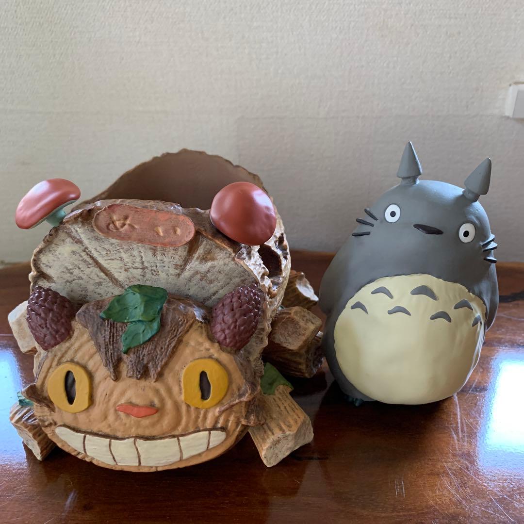 となりのトトロ　スタジオジブリ　プランター　鉢植え　ネコバス　置き物