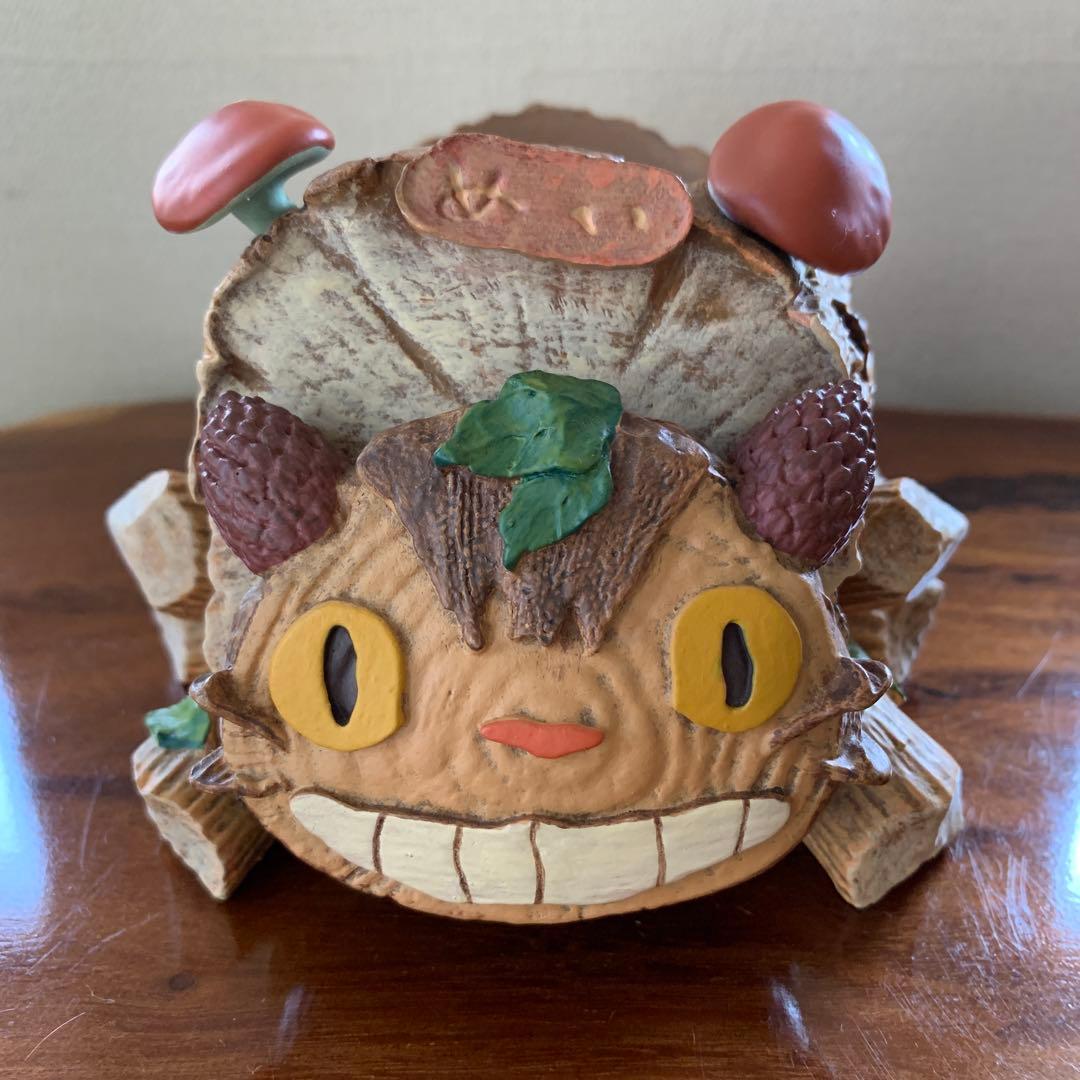 となりのトトロ　スタジオジブリ　プランター　鉢植え　ネコバス　置き物