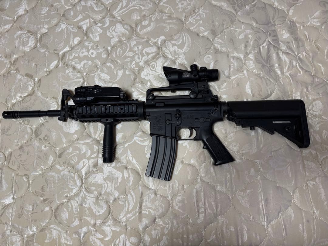 次世代電動ガン ブラック スコープ付き