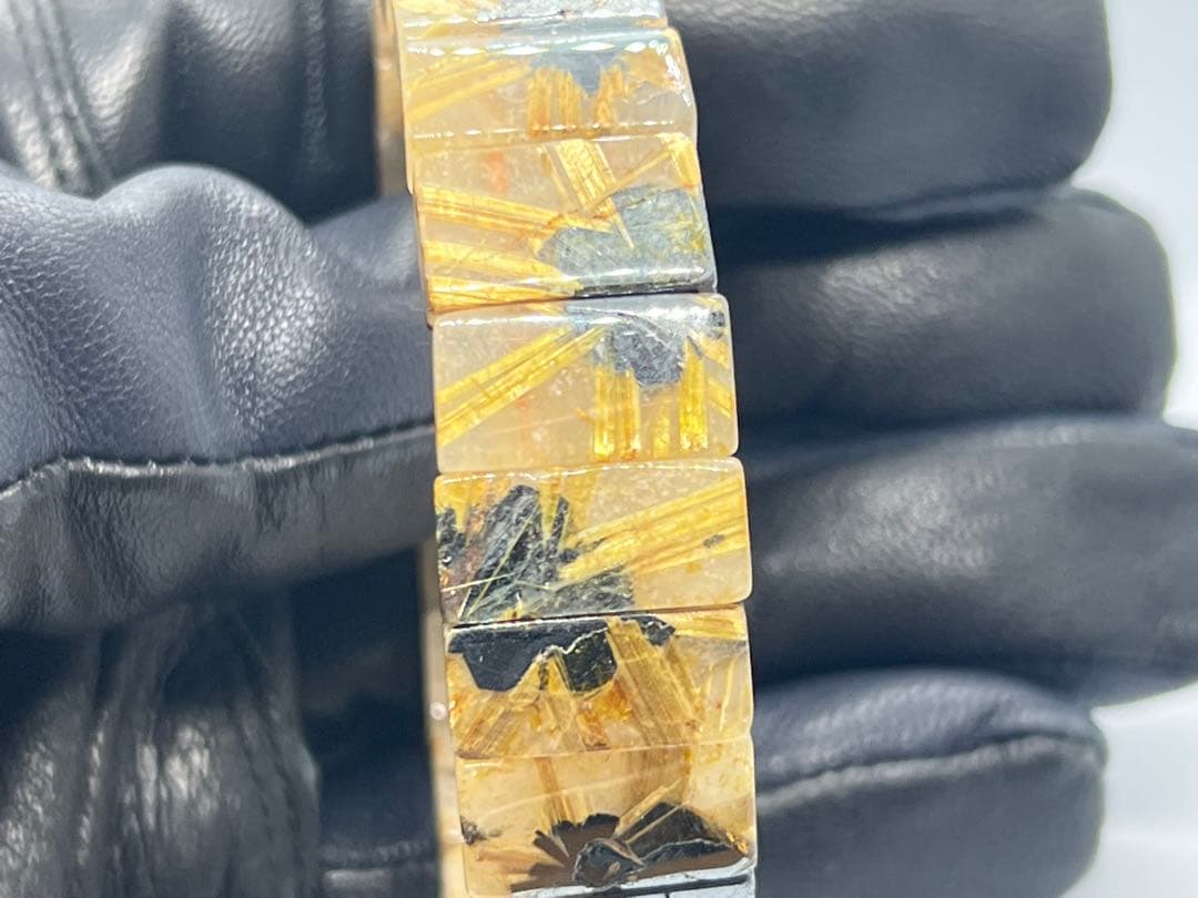 ②ゴールドルチルクォーツ太陽放射ルチルバングルブレスレット