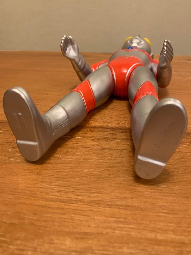 帰ってきたウルトラマン 黄色目 シルバー 【ブルマァク】ソフビ