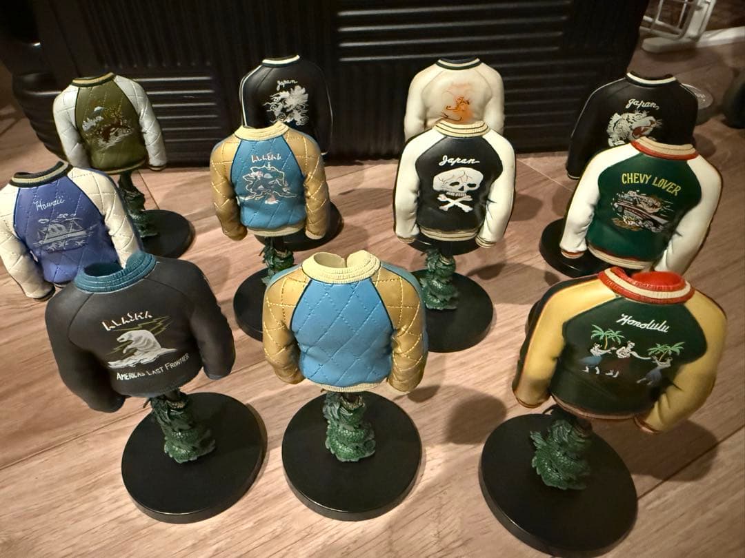 東洋エンタープライズ　スカジャンフィギュア