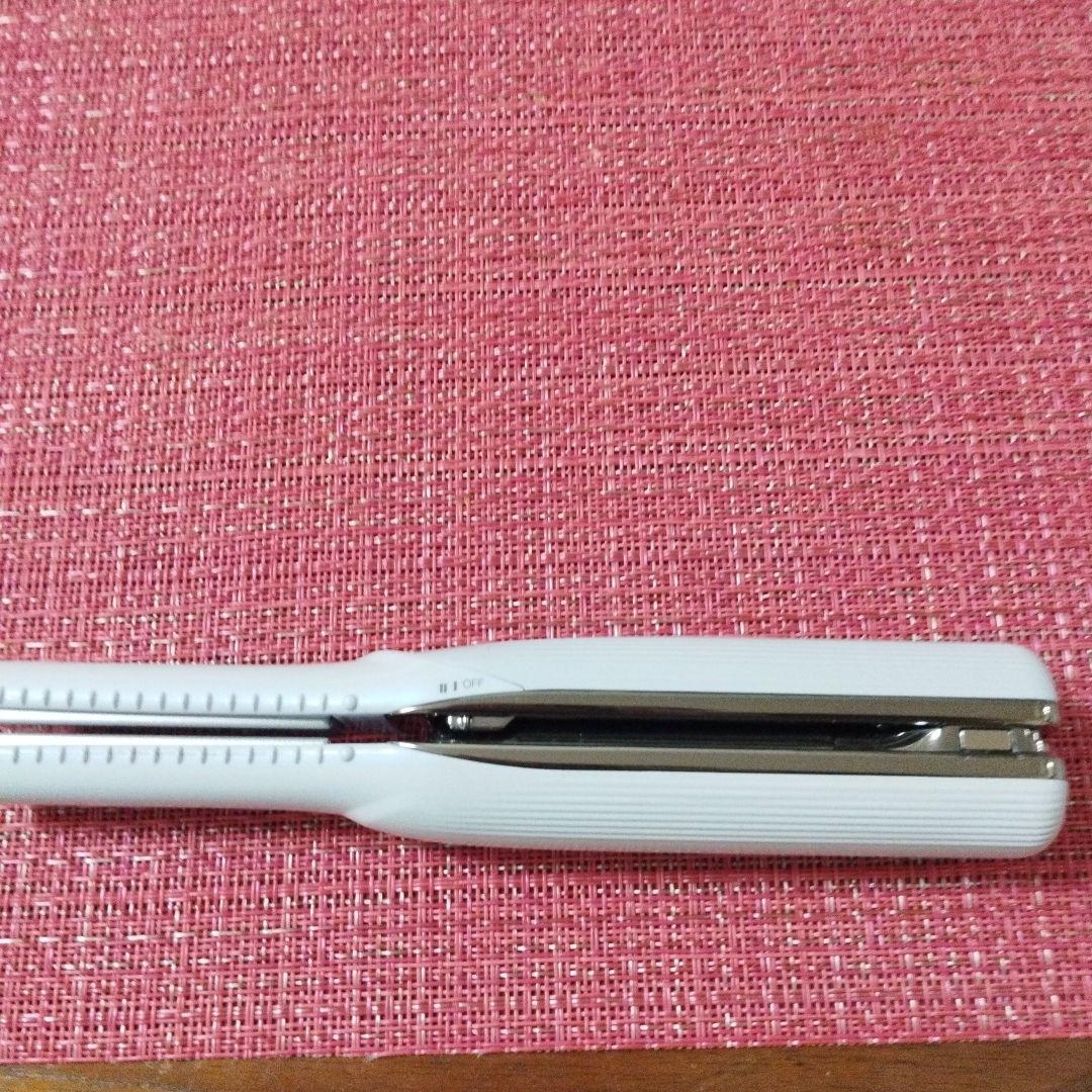 ReFa ヘアアイロン ホワイト 充電ケーブル付き