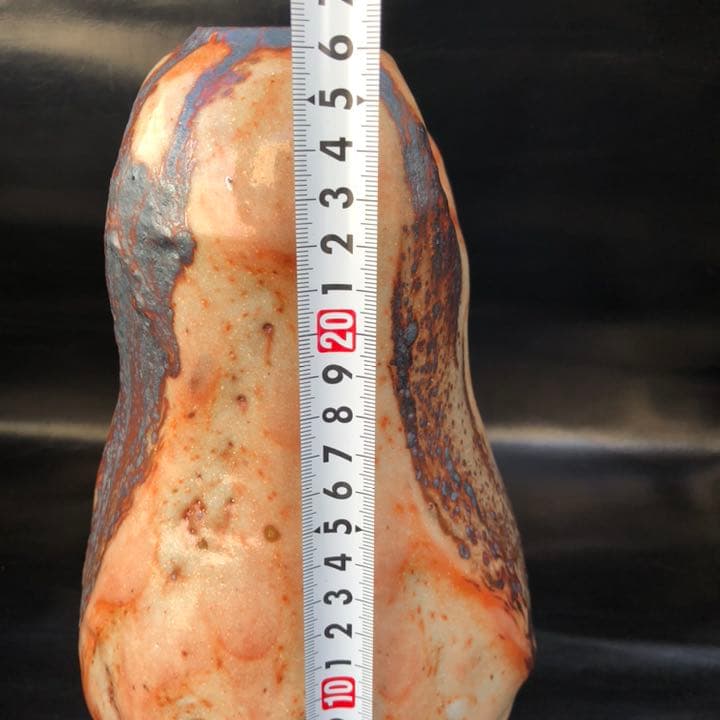 究極の美◼️蔵から、まるで溶岩が流れ出ている様な凄い迫力の壺が出てきました、花道具