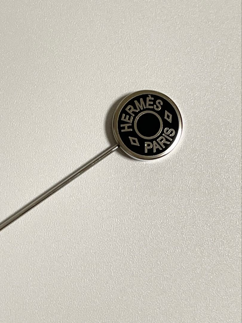 HERMESエルメス クルードセルハットピン シルバー/ブラック ピンブローチ