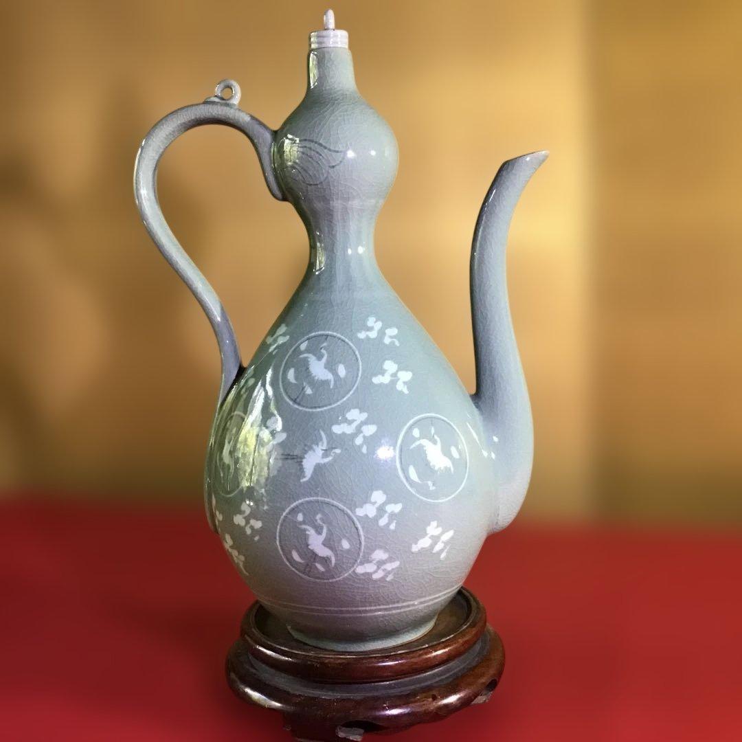 青磁鶴象嵌　ポット