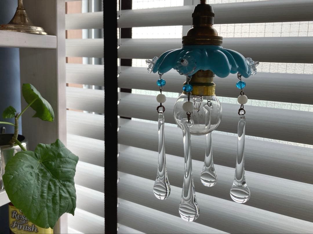 ミニシャンデリア　19世紀　アンティーク　オパールセント　シェード