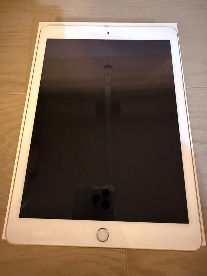 Apple iPad 第5世代 美品 SIMロック解除済み