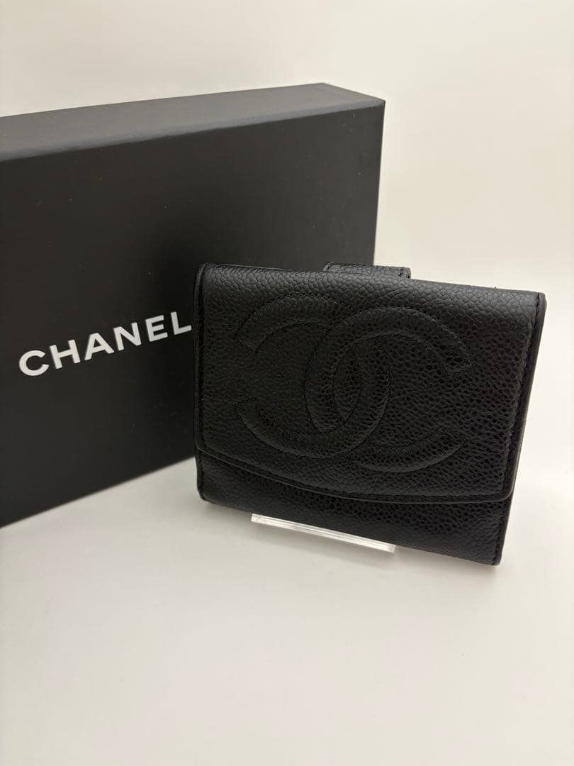 美品　シャネル　キャビアスキン　デカココ　Wホック　二つ折り　コンパクト　財布