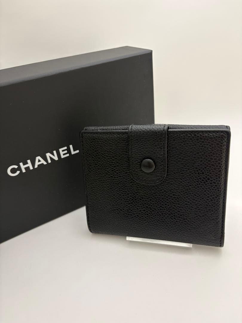 美品　シャネル　キャビアスキン　デカココ　Wホック　二つ折り　コンパクト　財布