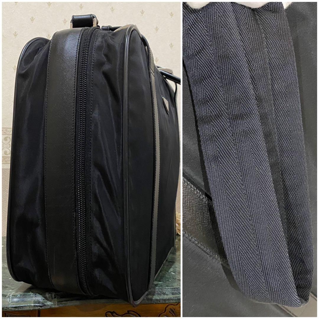 PRADA ビジネスバッグ 三角ロゴ ナイロン×サフィアーノレザー