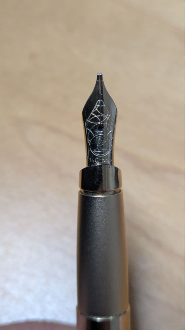 ペリカン　CELEBRY