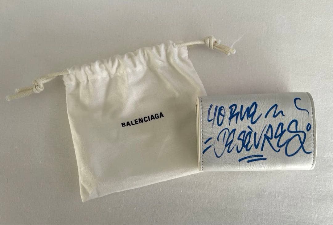 バレンシアガBALENCIAGAペーパーミニウォレット　グラフィティ三つ折り財布