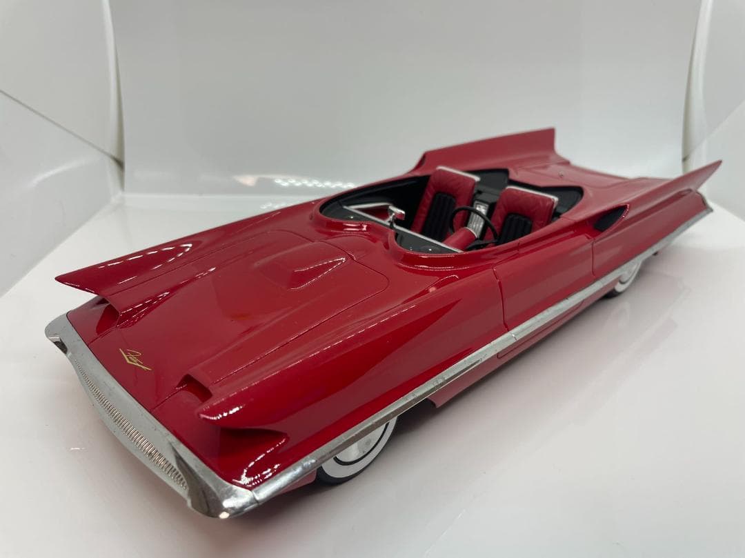 102-021 リンカーン 1/18 フューチュラ Concept 1955