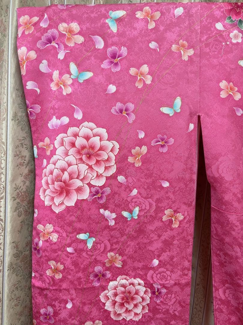 #97【美品】成人式 正絹 袷 金糸＆手書き 振袖のみ