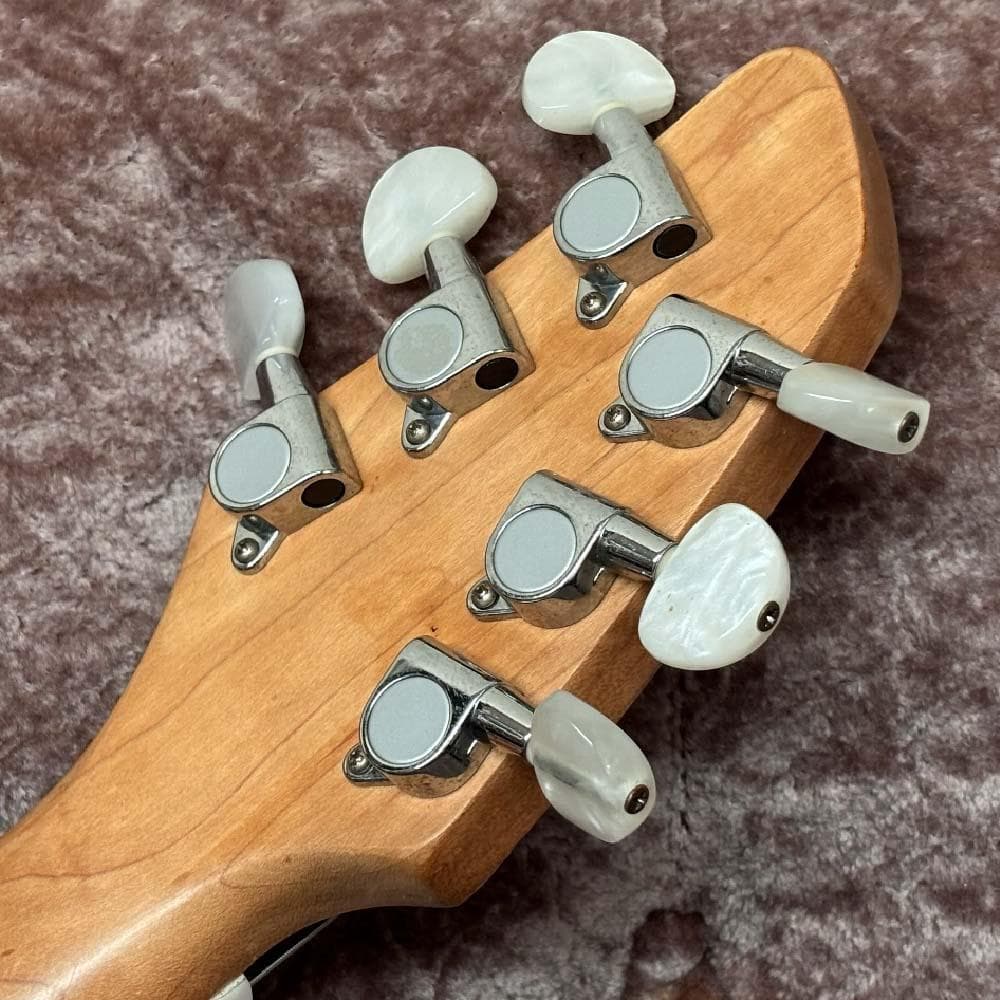 VINTAGE エレキギター ミントブルー系 弾きやすいギターです♪