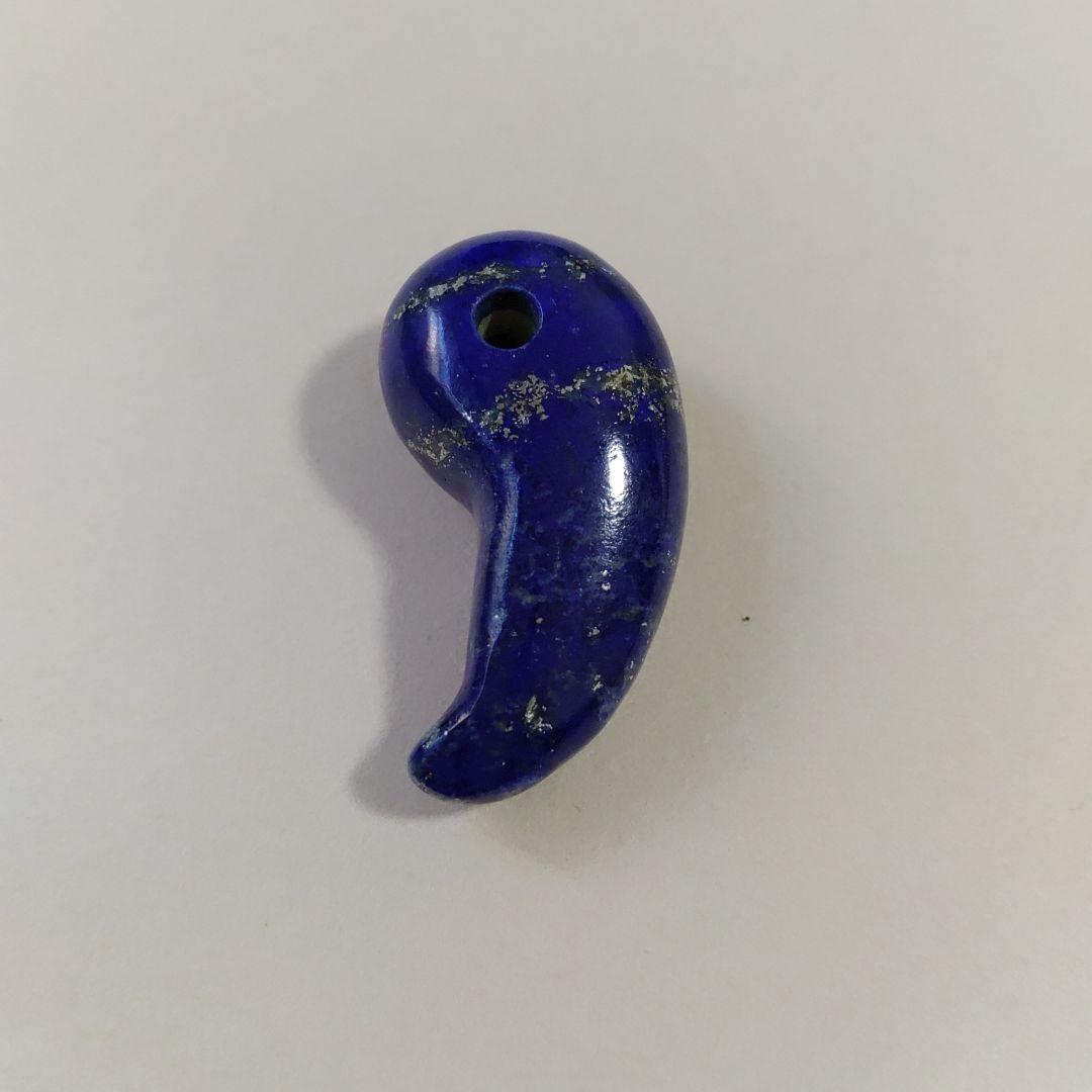 ペンダント.勾玉.ラピスラズリ.中古品.2点