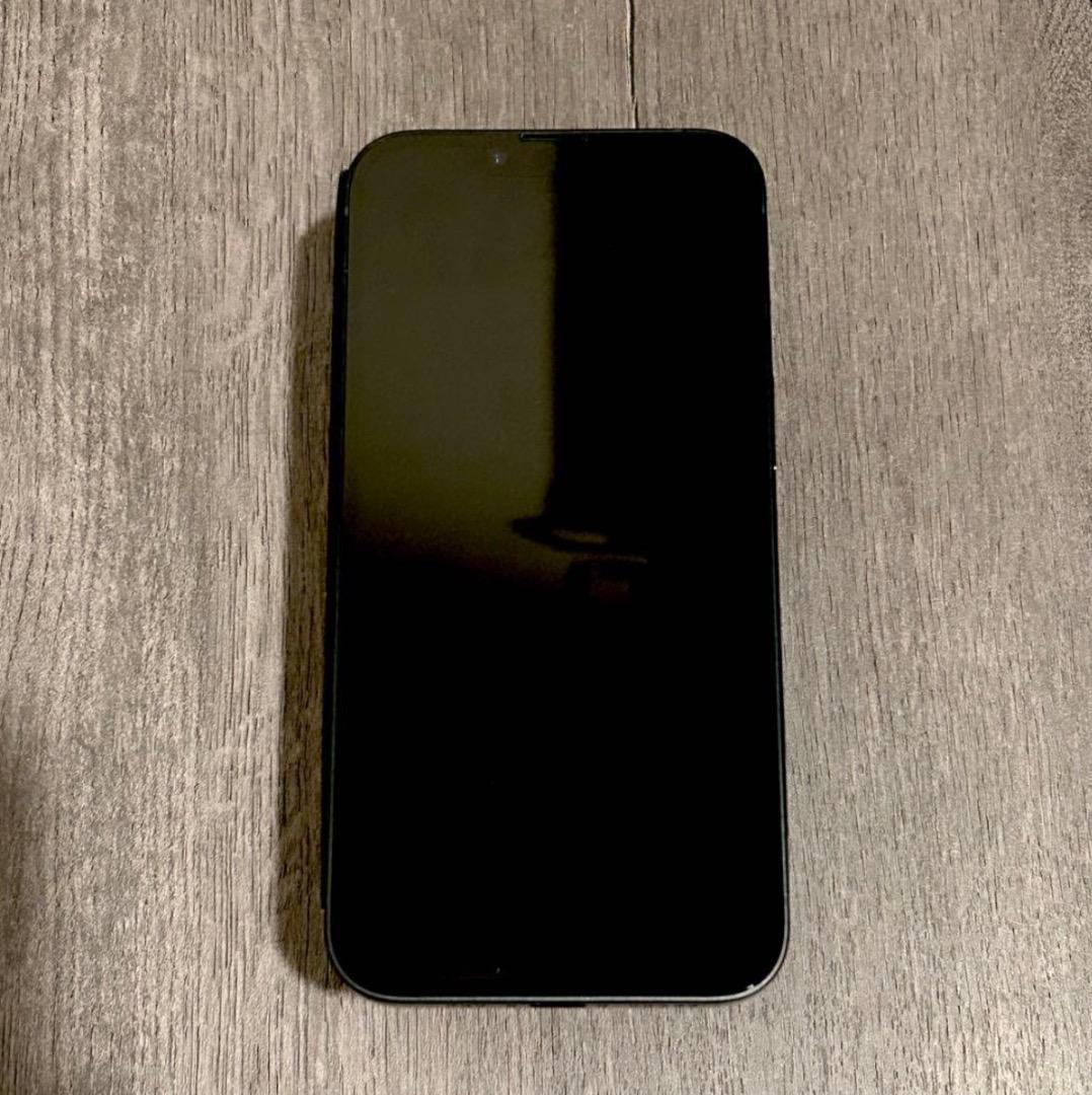 【ほぼ未使用】iPhone 16e｜SIMフリー版　バッテリー100％